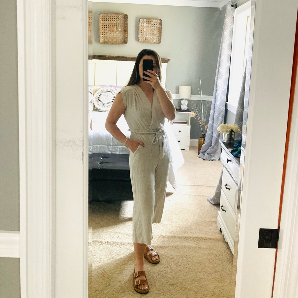 Monteau romper size small